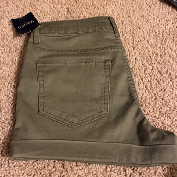 High Rise Shorts - Picture 4 of 5